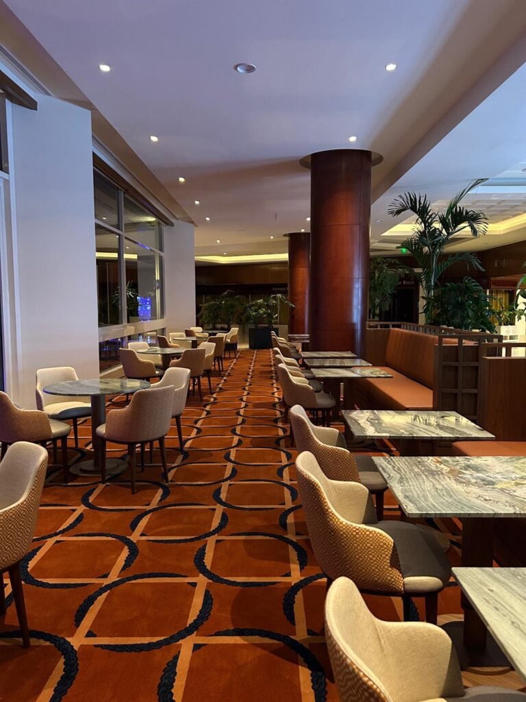 Espaço comum de hotel
